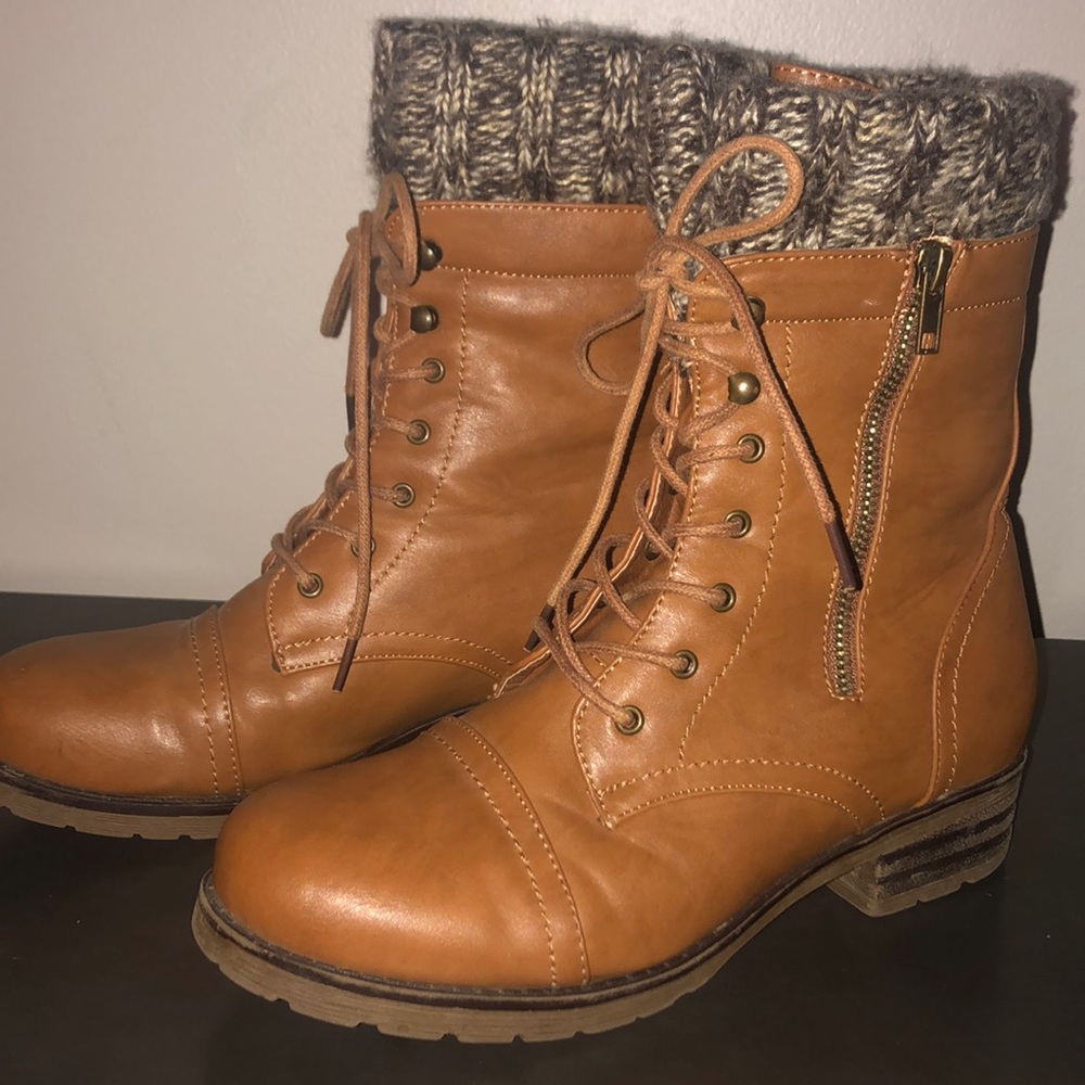Cute brown sweater combat boots - Charlotte Russe